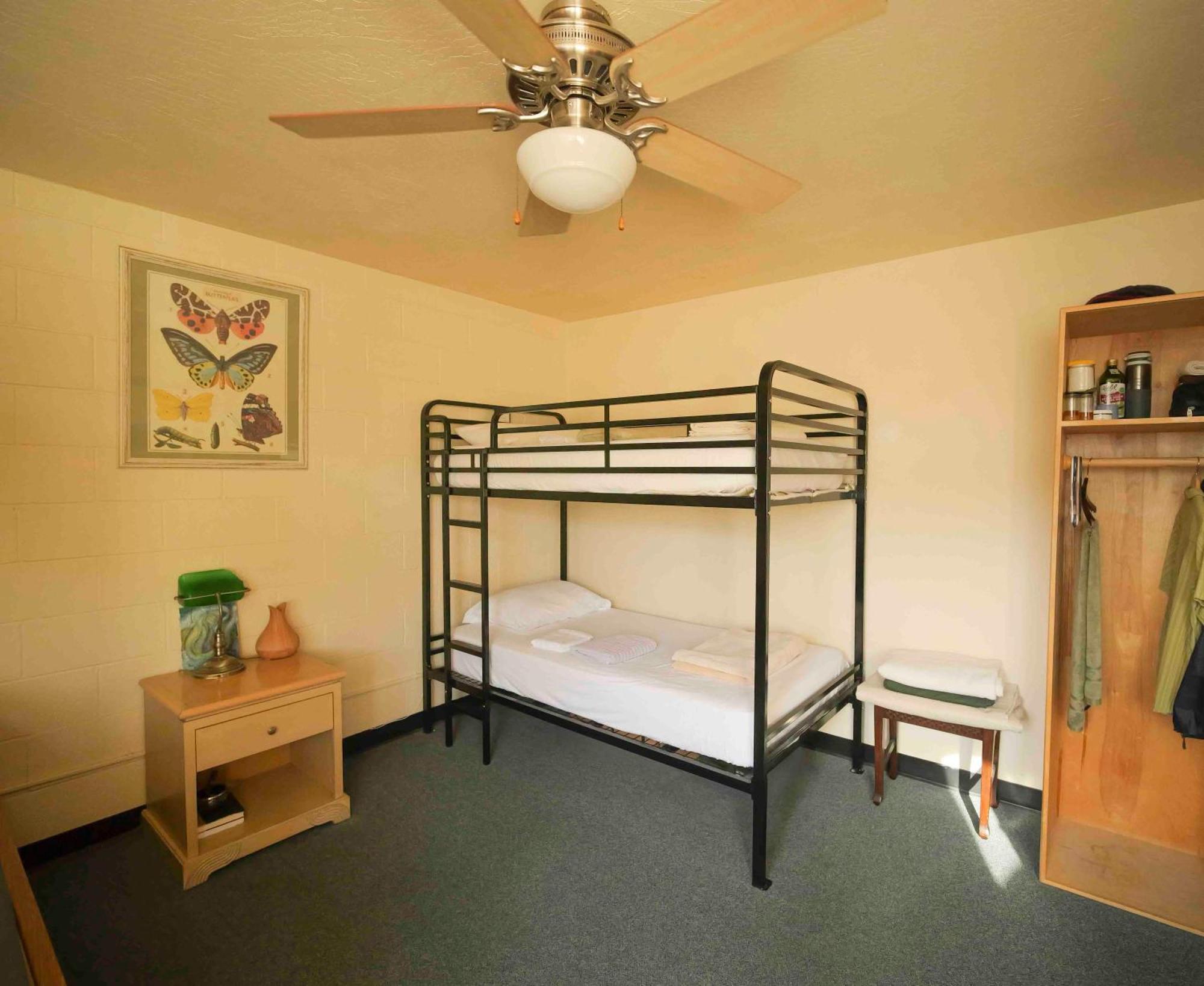 Ashland Commons Hostel Buitenkant foto